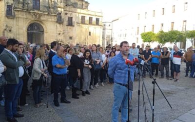 Los vecinos del casco antiguo en contra de la remodelación de la Plaza del Cabildo
