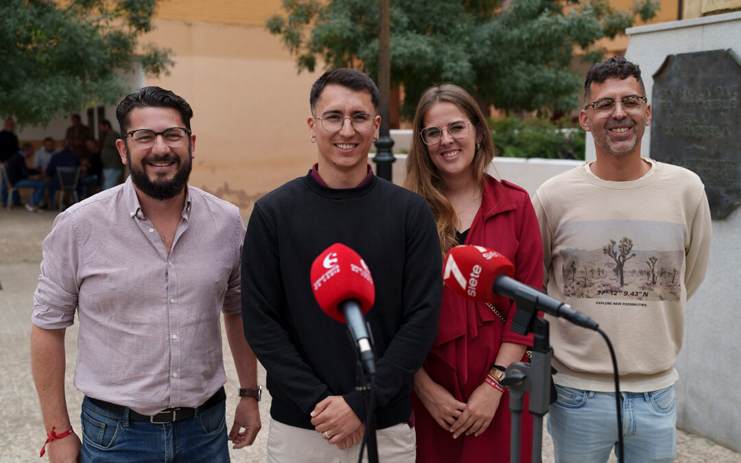 IU asegura que “existe otra manera de gestionar” y anuncia el estudio de la remunicipalización del agua en Arcos