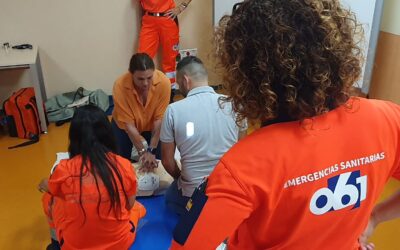 El 061 en Cádiz forma en primeros auxilios a 74 miembros de hermandades filiales de El Rocío