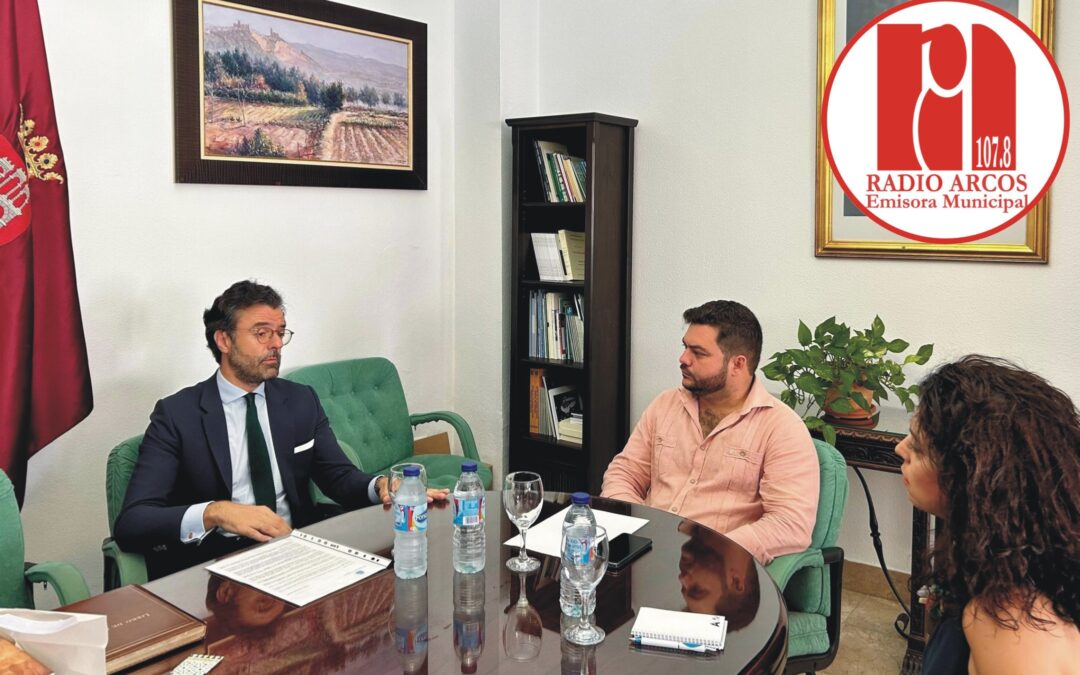 Visita Arcos el Embajador de España en Albania