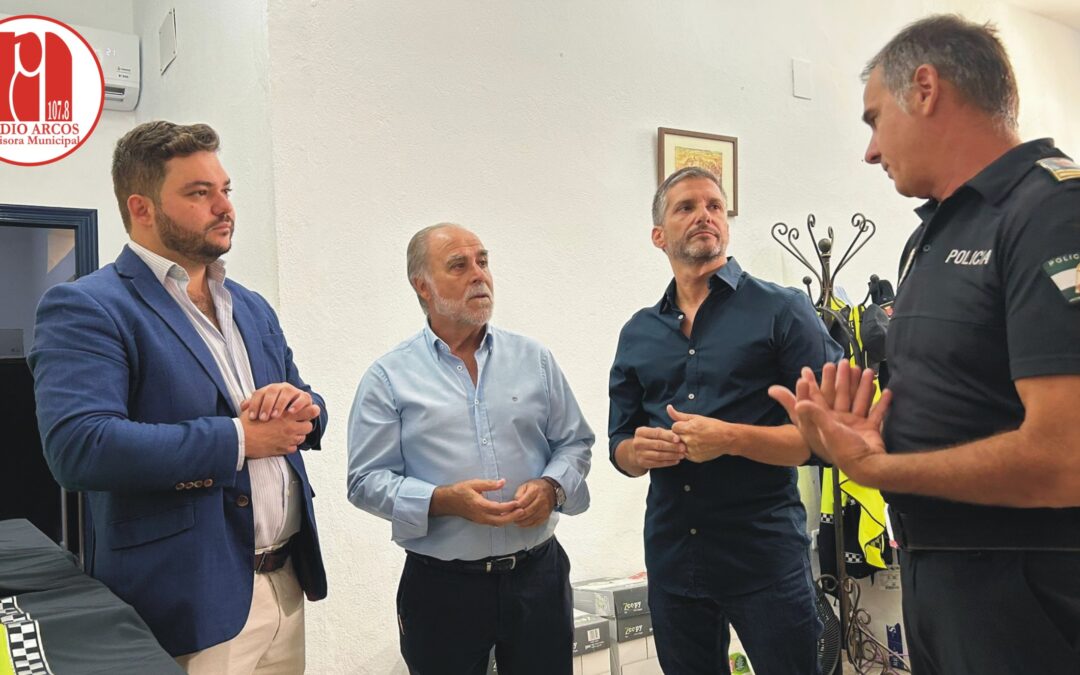 La Policía Local de Arcos cuenta con nuevos uniformes de verano
