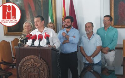 El consejero de la Presidencia, Antonio Sanz, se reúne con el alcalde de Arcos