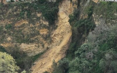 El Ayuntamiento de Arcos realizará un estudio técnico para evaluar los daños del desprendimiento provocado en la peña vieja
