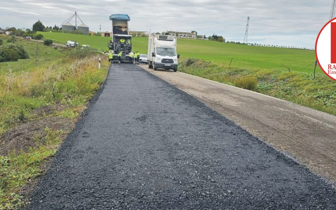 La Junta mejora el firme en un tramo de la carretera A-389 en Arcos de la Frontera