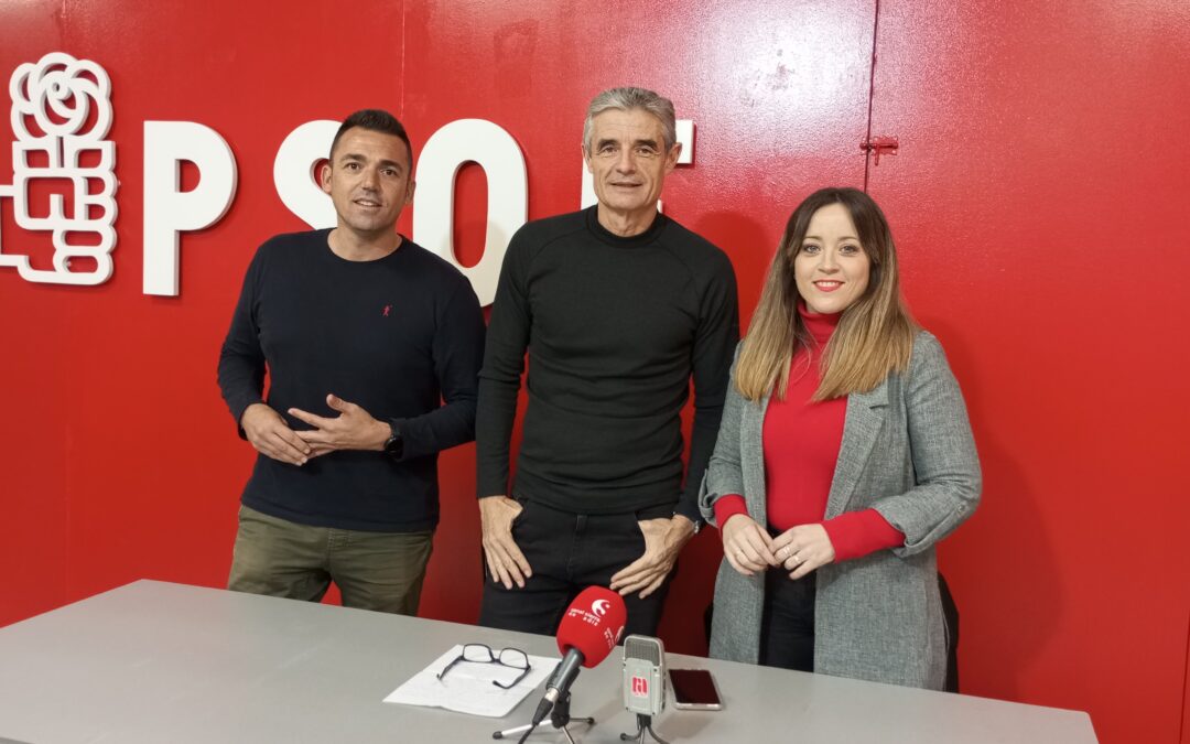 El PSOE ha agradecido al Ayuntamiento de Arcos las gestiones realizadas para la retirada de enseres de las calles, pero considera que ello es el fruto de la campaña de “denuncia y sugerencia” que ha llevado a cabo