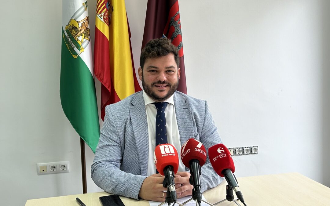 El Alcalde defiende la aprobación de cuatro modificaciones de crédito para el pago de servicios y deudas