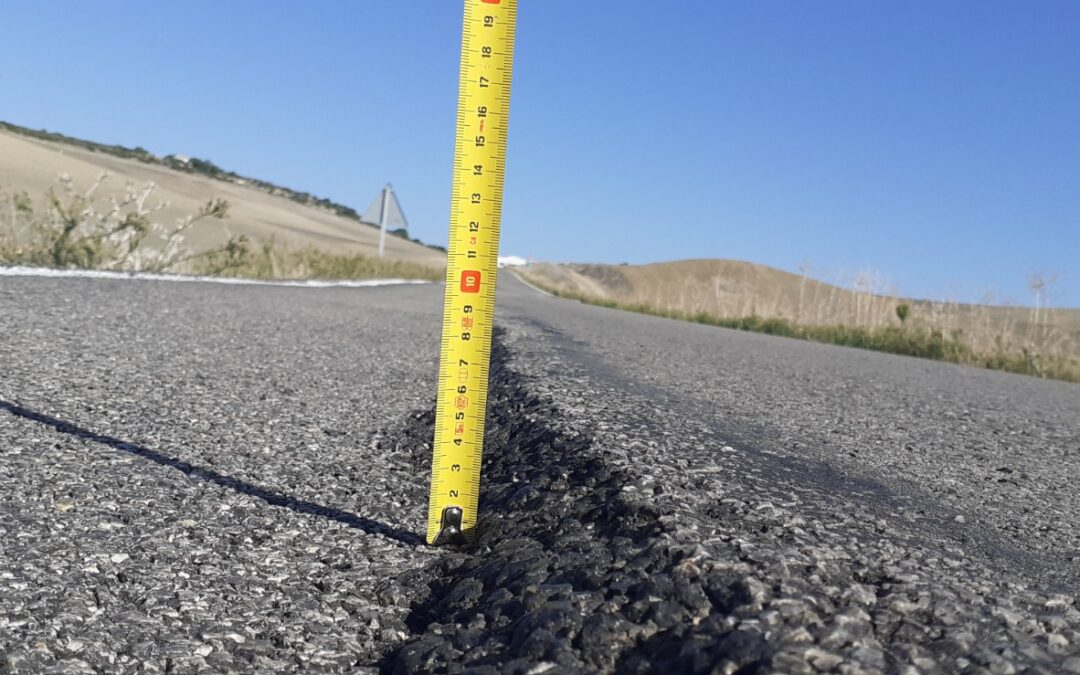 El PSOE preguntará en el parlamento a Fomento si piensa arreglar la deteriorada y peligrosa carretera que une Espera con Arcos