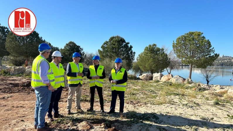El Ayuntamiento comienza las obras de ampliación de la Playita de El Santiscal