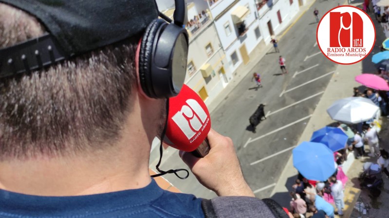 Radio Arcos retransmitió en directo el Toro del Aleluya del domingo