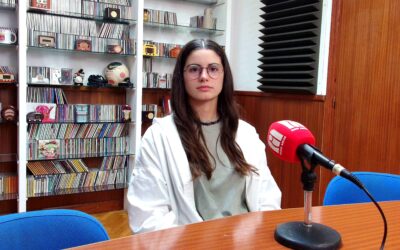 “Esa luz” que irradia Andrea Girasoles en sus canciones