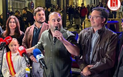Arcos da la bienvenida a la Navidad