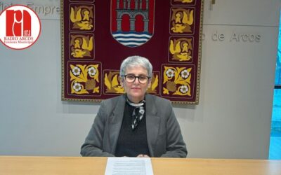 Balbina Gil explica las actuaciones que se llevan a cabo en Jédula y barriadas rurales