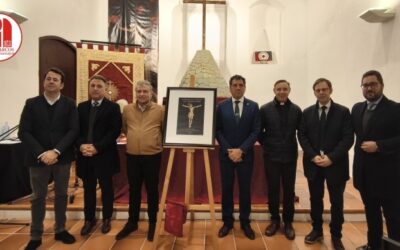 El Consejo Local de Hermandades y Cofradía de Arcos presenta el cartel del Via + Crucis 2025