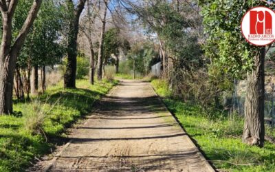 El Ayuntamiento realiza trabajos de limpieza y acondicionamiento en el sendero próximo a El Santiscal