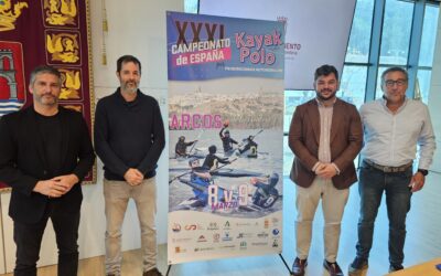 El lago de Arcos acoge este fin de semana el XXXI Campeonato de España de Kayak Polo