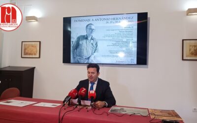 Arcos rinde homenaje a Antonio Hernández