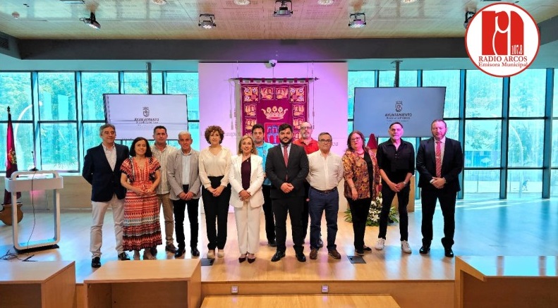 El Ayuntamiento de Arcos reconoce la labor de trabajadores y trabajadoras públicos