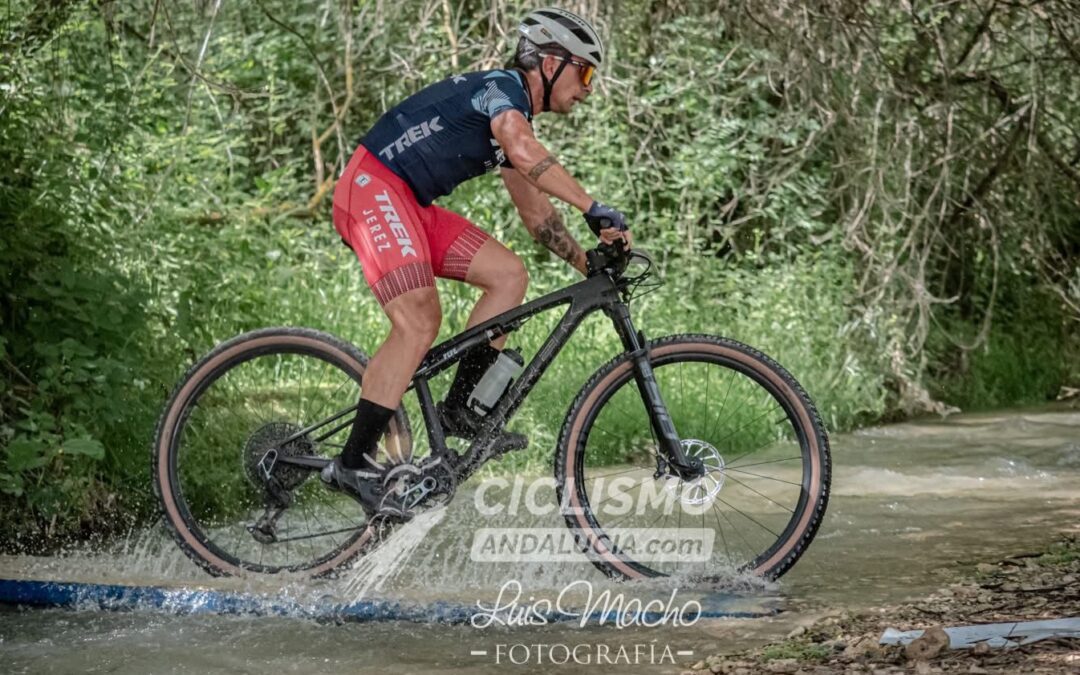 Pepe Fernández sigue pedaleando en busca del liderato en la Copa de Andalucía BTT XCO