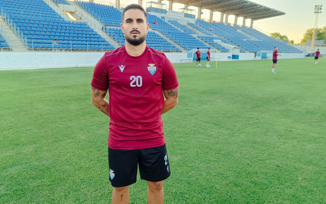 David Piñero; “he fichado por el Arcos C.F. para intentar conseguir el ascenso de categoría”