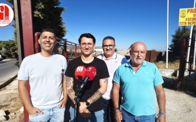 IU vuelve a denunciar el abandono del almacén municipal de la barriada de Jadramil